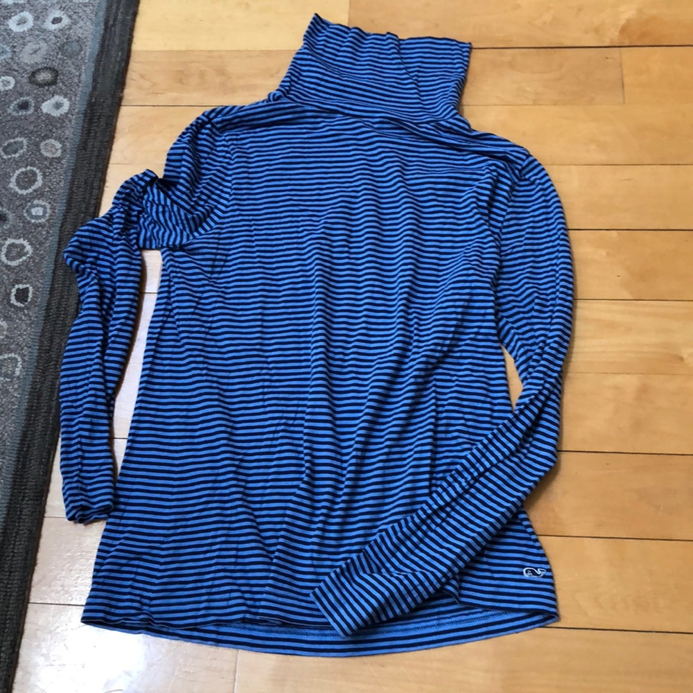 Vineyard Vines turtleneck